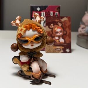 100% authentic PopMart Skullpanda figure